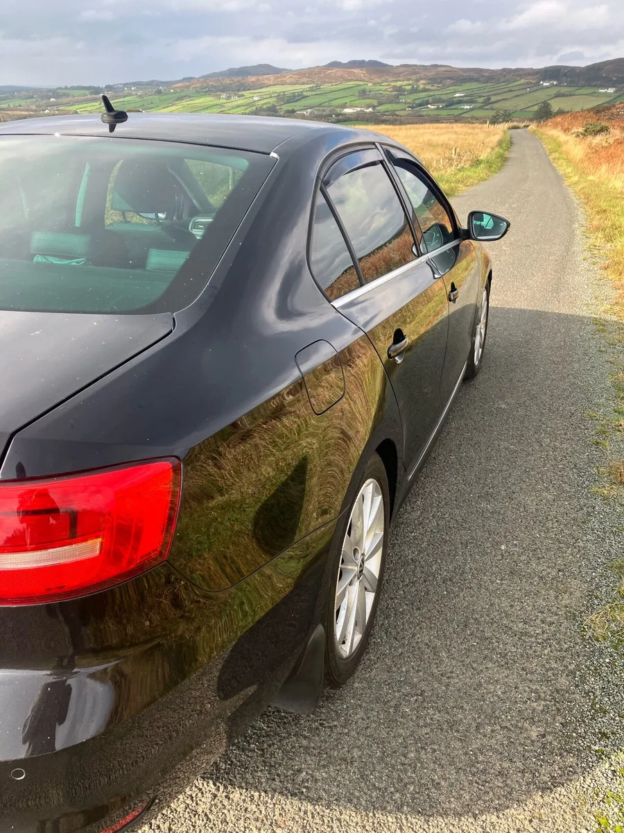 Vw Jetta - Image 4