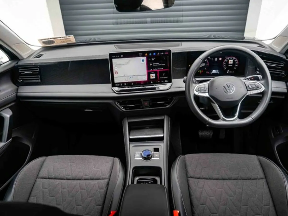 Volkswagen Tiguan LAUNCH EDITION 2.0tdi DSG 150HP - Image 4