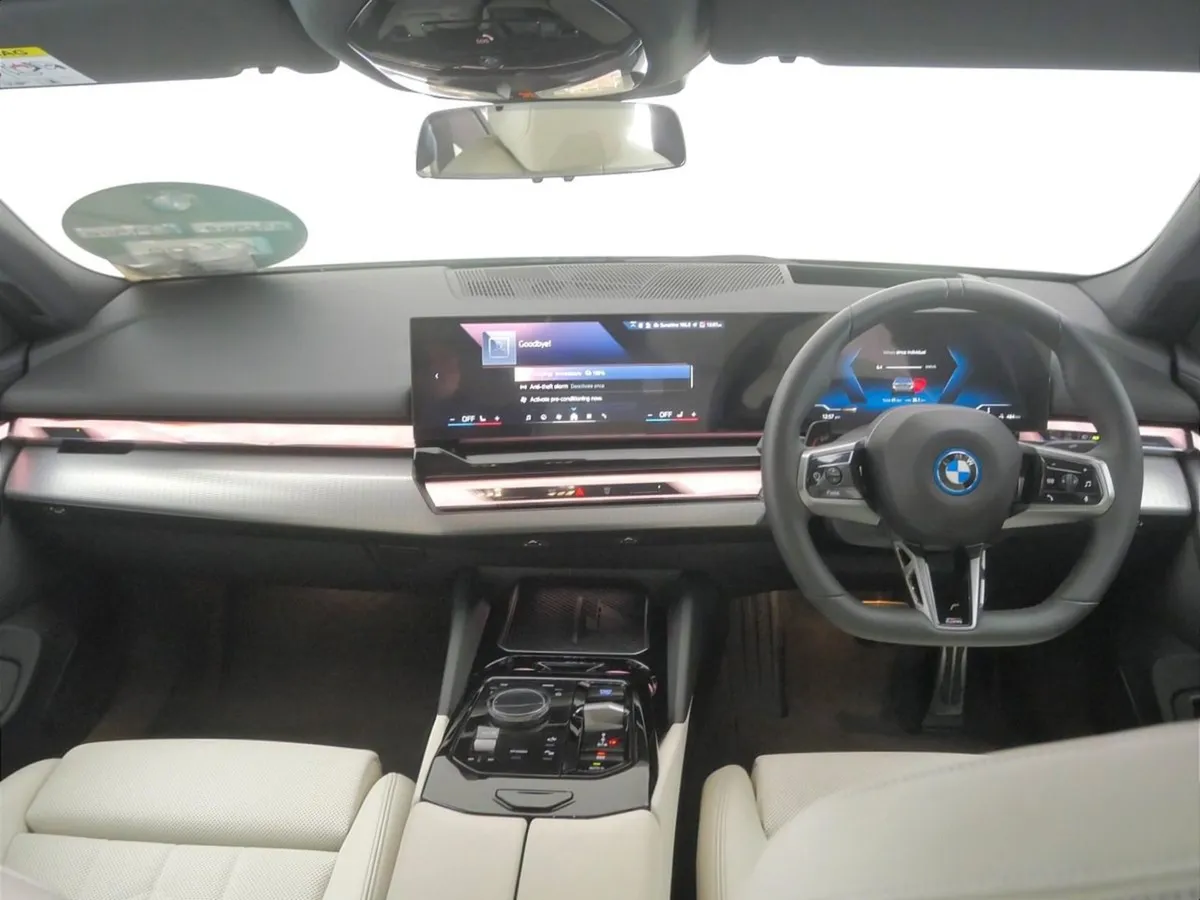 BMW i5 Edrive40 M Sport Saloon - Image 4