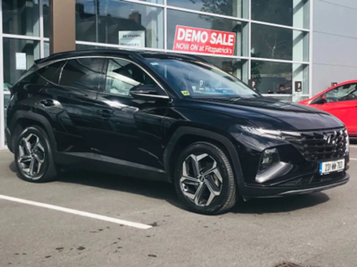 Hyundai Tucson Executive Plus 1.6 Hybrid Automatic - Image 4