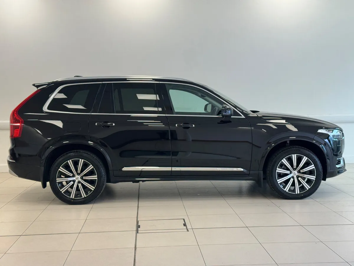 Volvo XC90 T8 2022 - Image 3