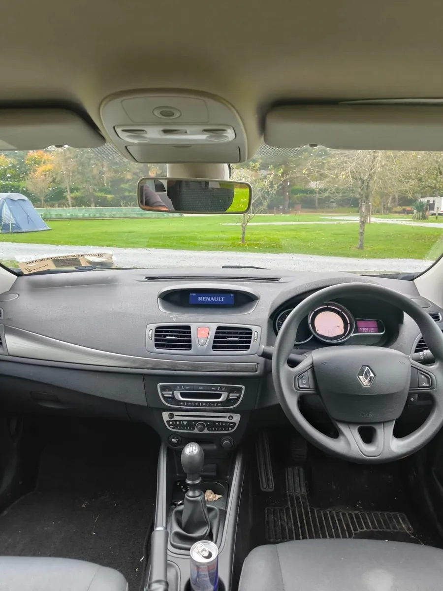 Renault Fluence 2011 - Image 3