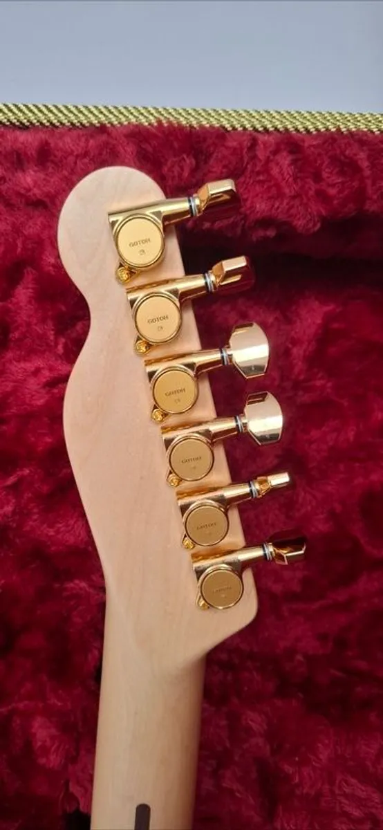 Richie kotzen signature guitar - Image 3