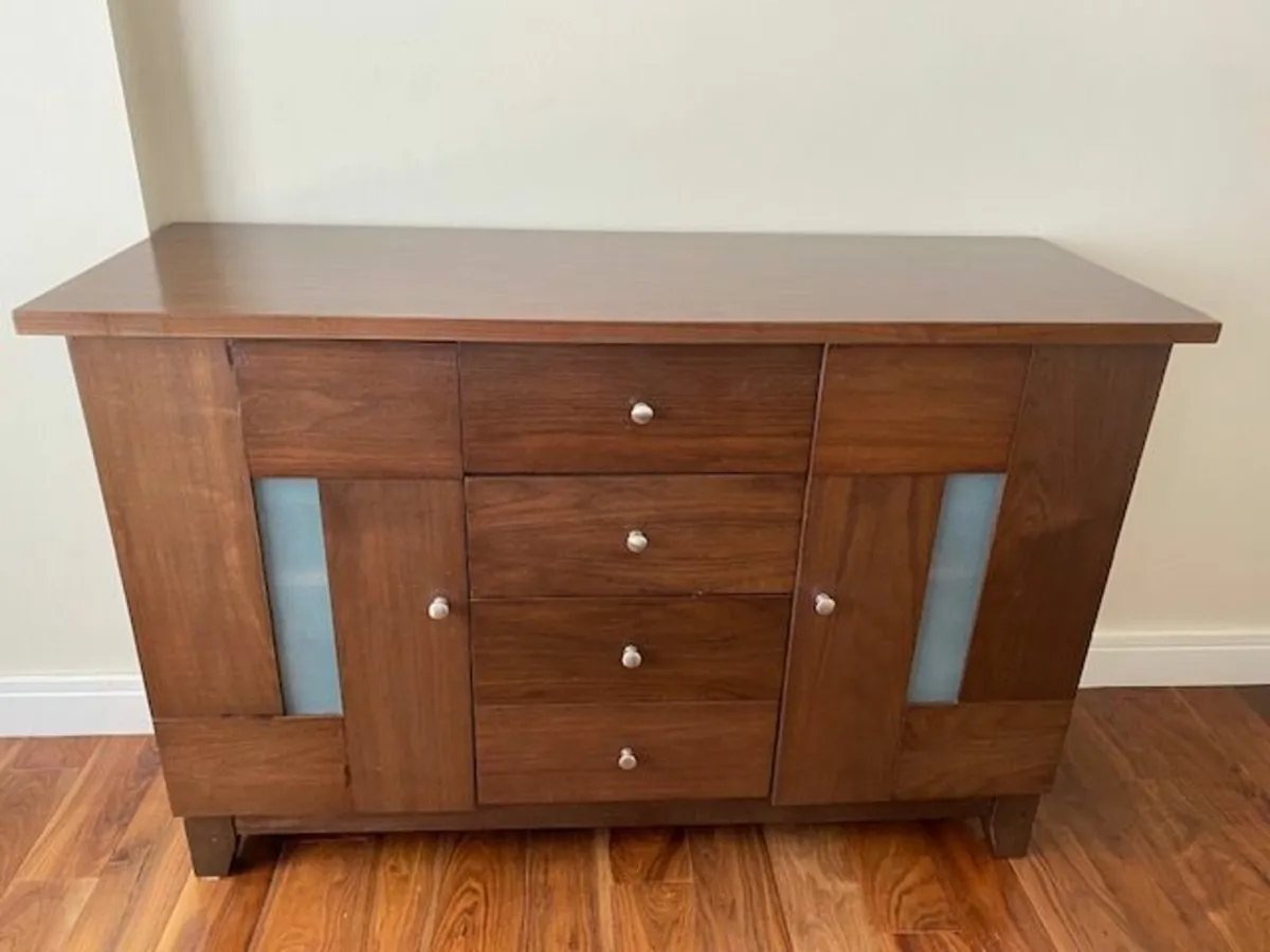 Living room cabinet - Image 1