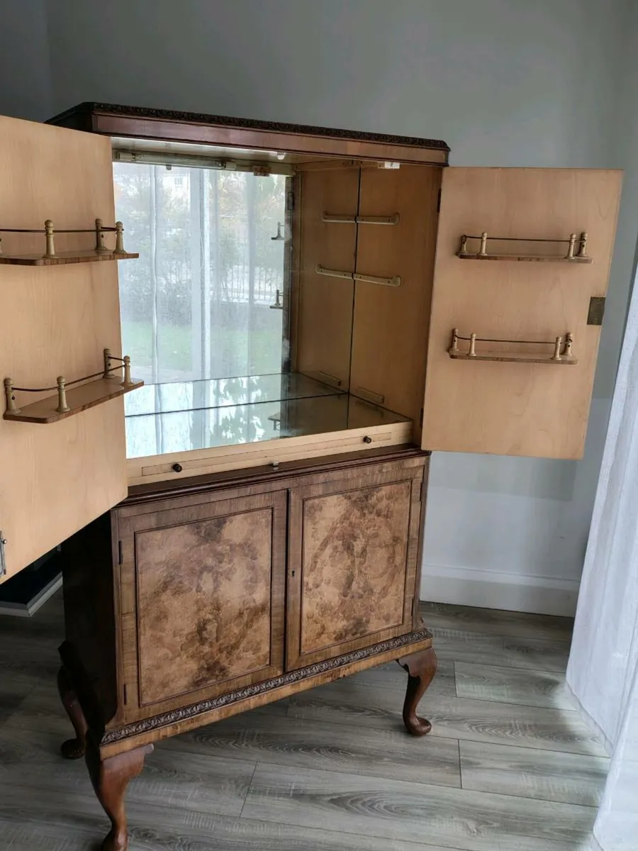 Vintage cocktail/drinks cabinet - Image 3