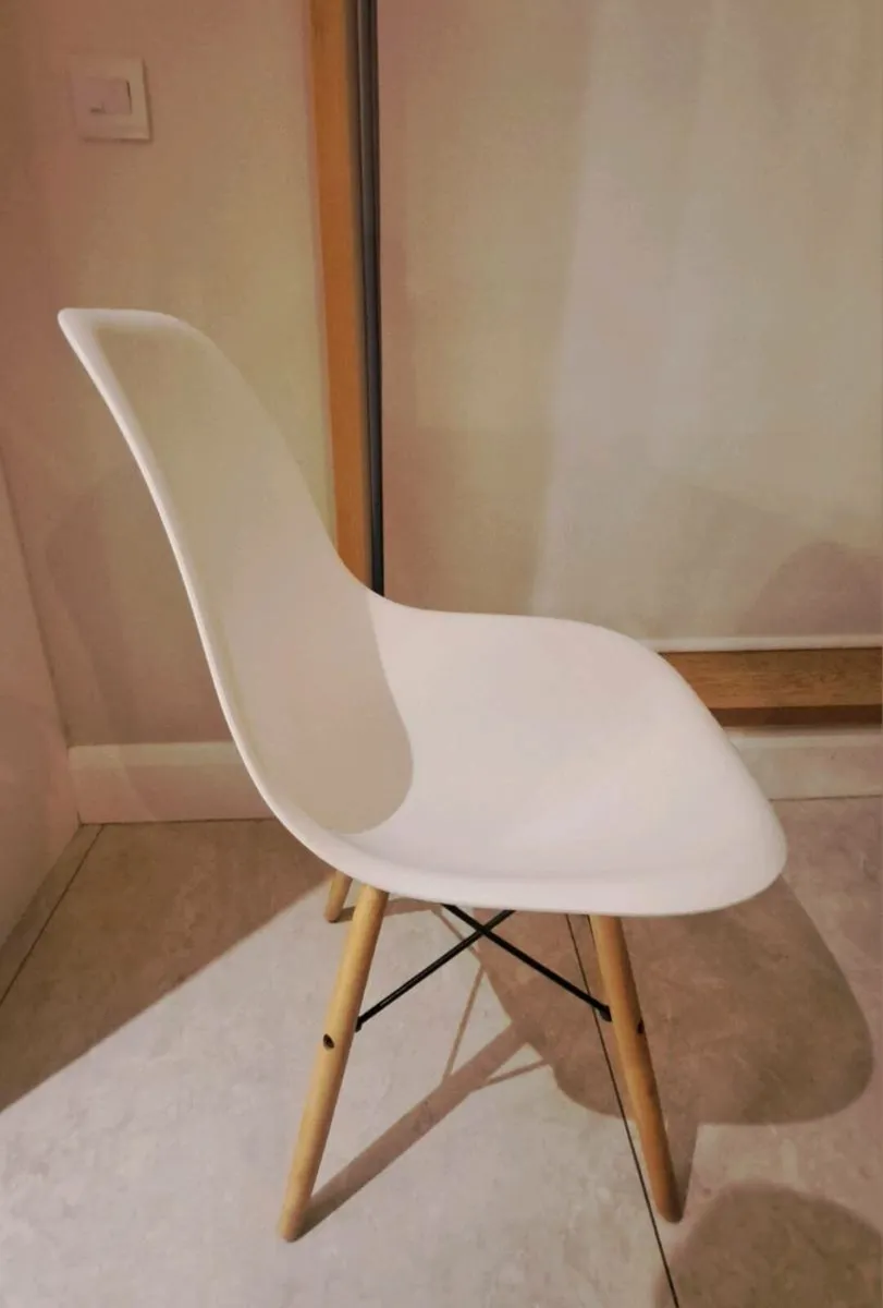 4 x white dining chairs - Image 4