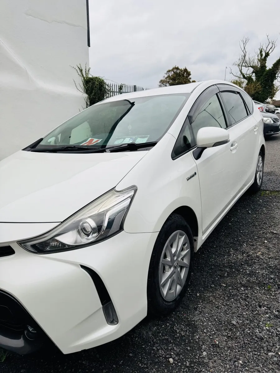 Toyota Prius 2015 - Image 4
