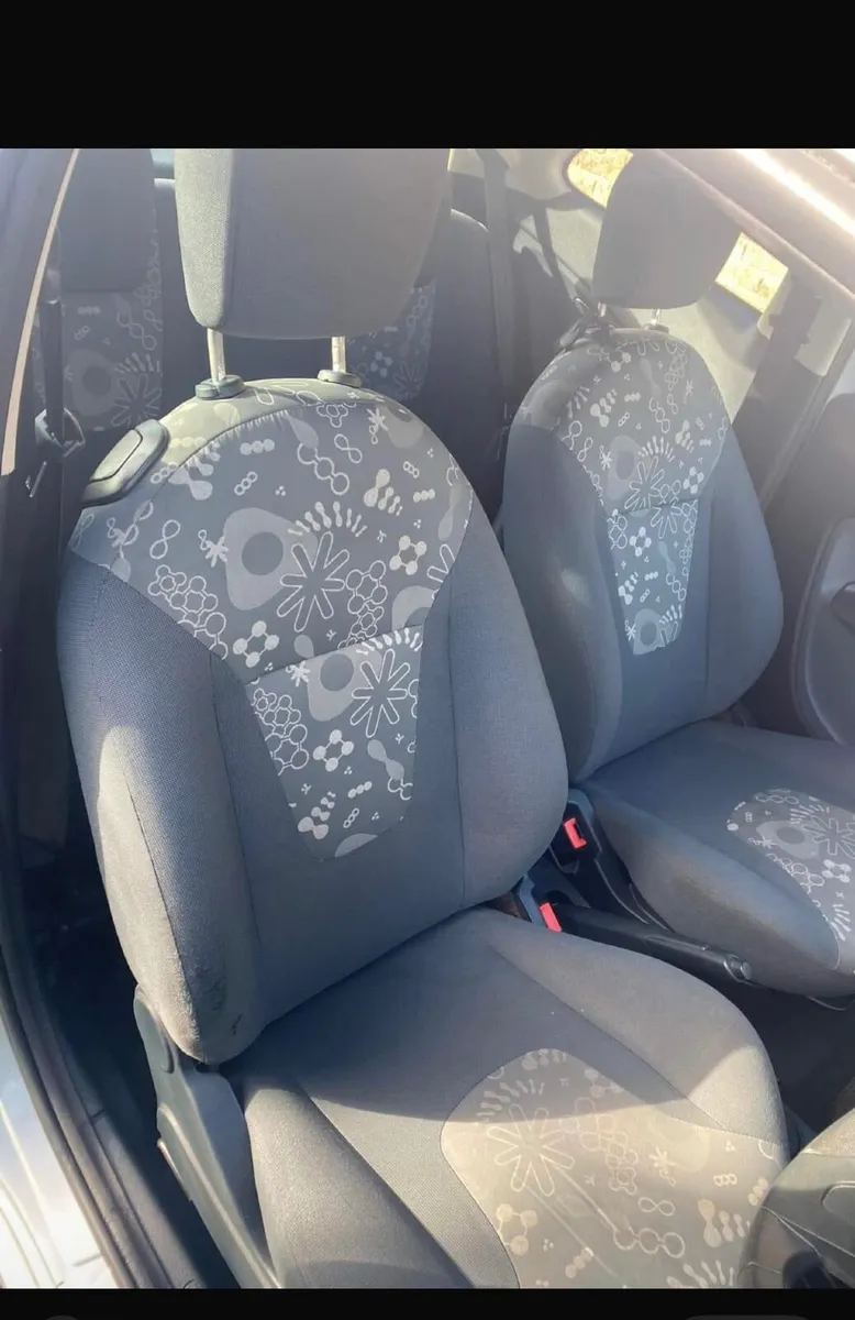 Ford KA 2011 - Image 3