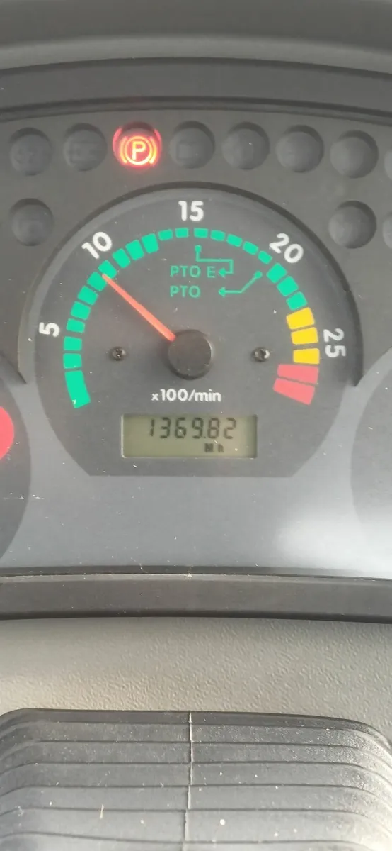 2016 Zetor Proxima 110 Power Plus - Image 4