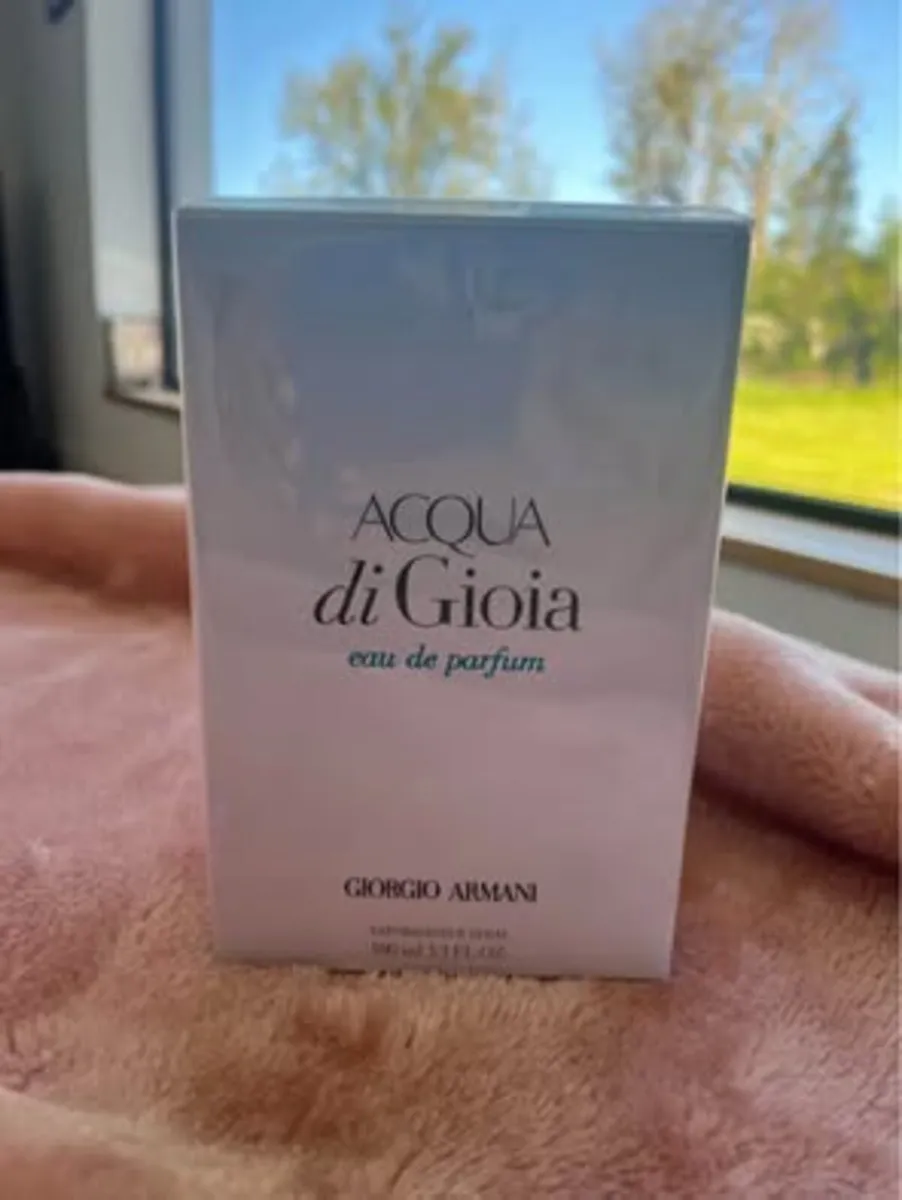 Giorgio Armani Perfume