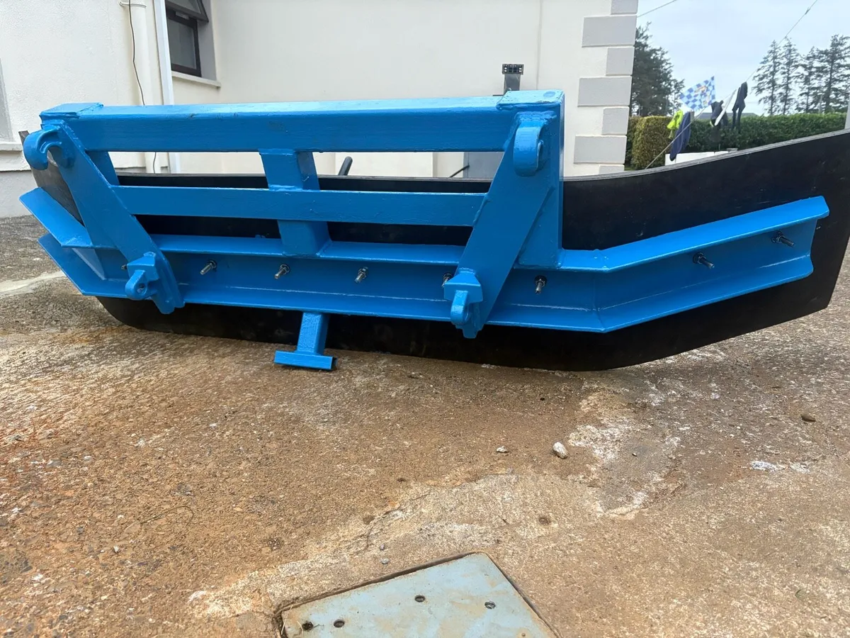 Front loader yard scraper - Image 1