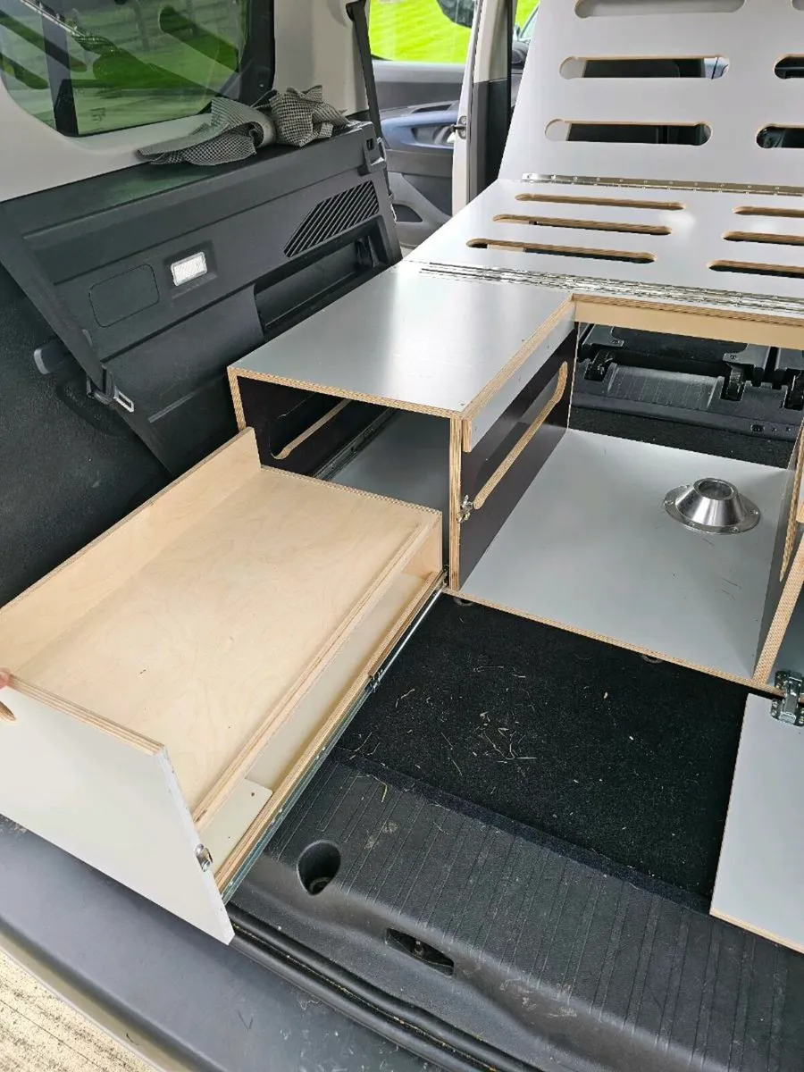 Micro Camper boot jump - Image 3