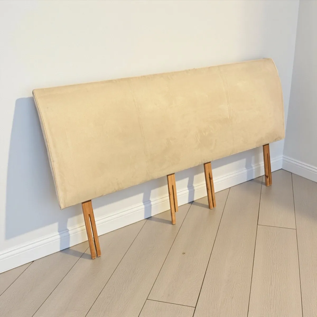 Headboard - Image 1