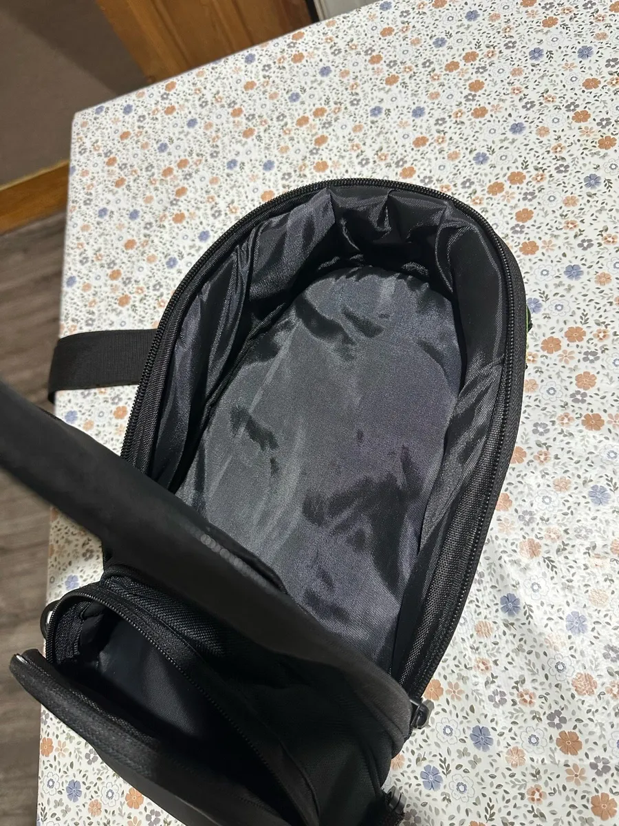 Tank bag for motorbike - Image 3