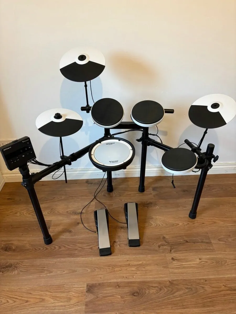 Roland  TD02 Electronic Drums - Image 1