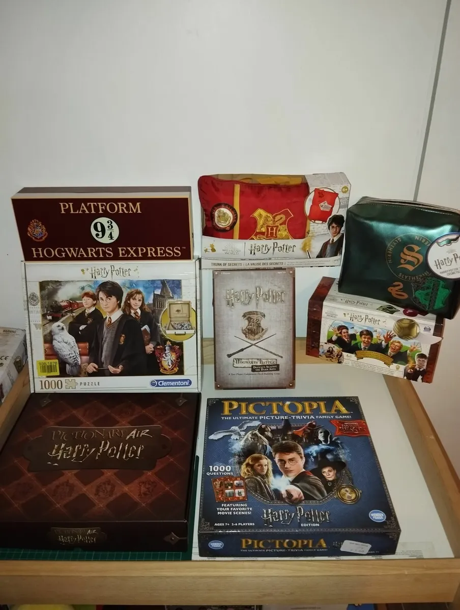 Harry Potter Games & Puzzles 10e each - Image 1