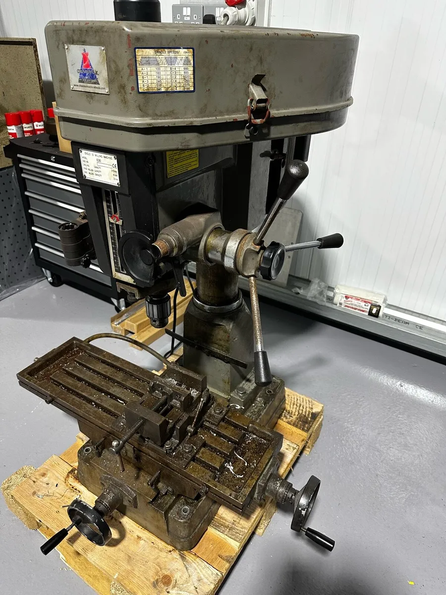 Chester Eagel 30 drilling / Milling machine - Image 2