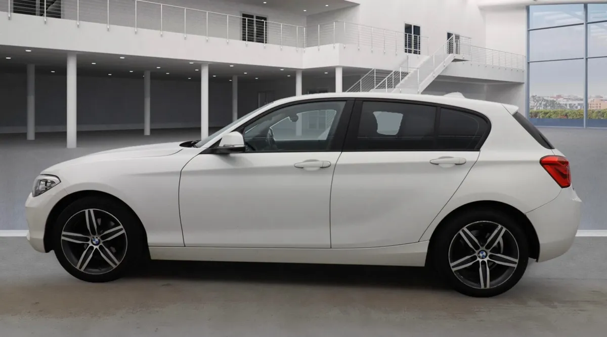 2017 BMW 1-Series Sport 1.5D Auto - Image 4