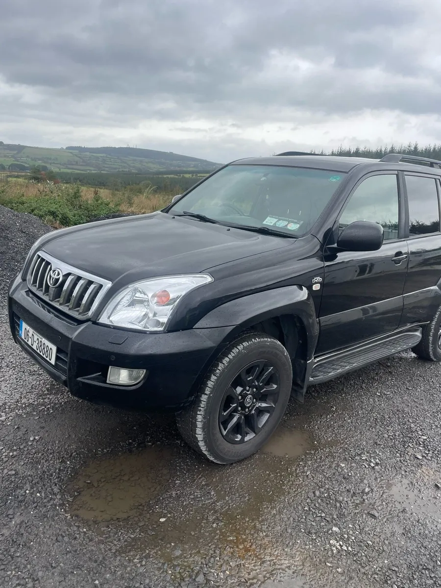 Toyota landcruiser - Image 2