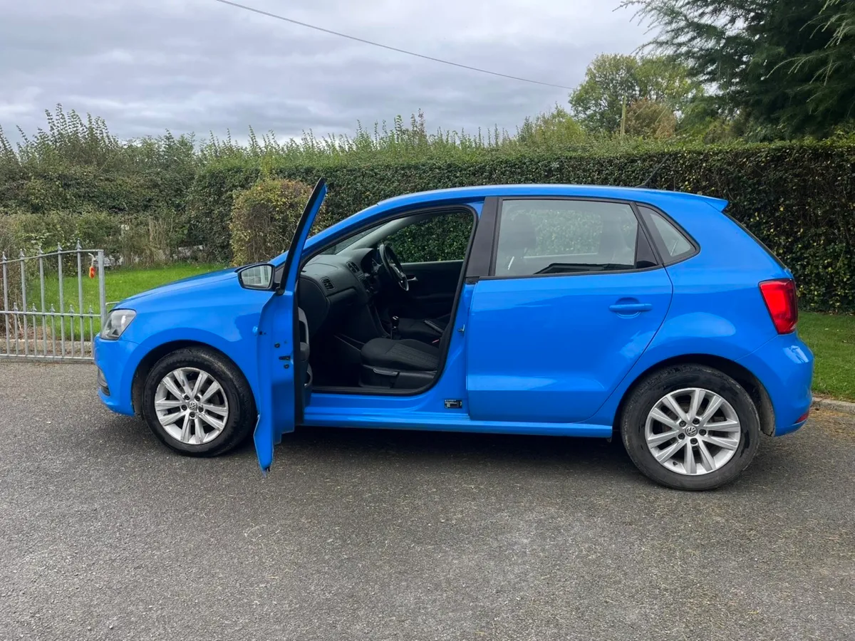 Volkswagen polo - Image 4