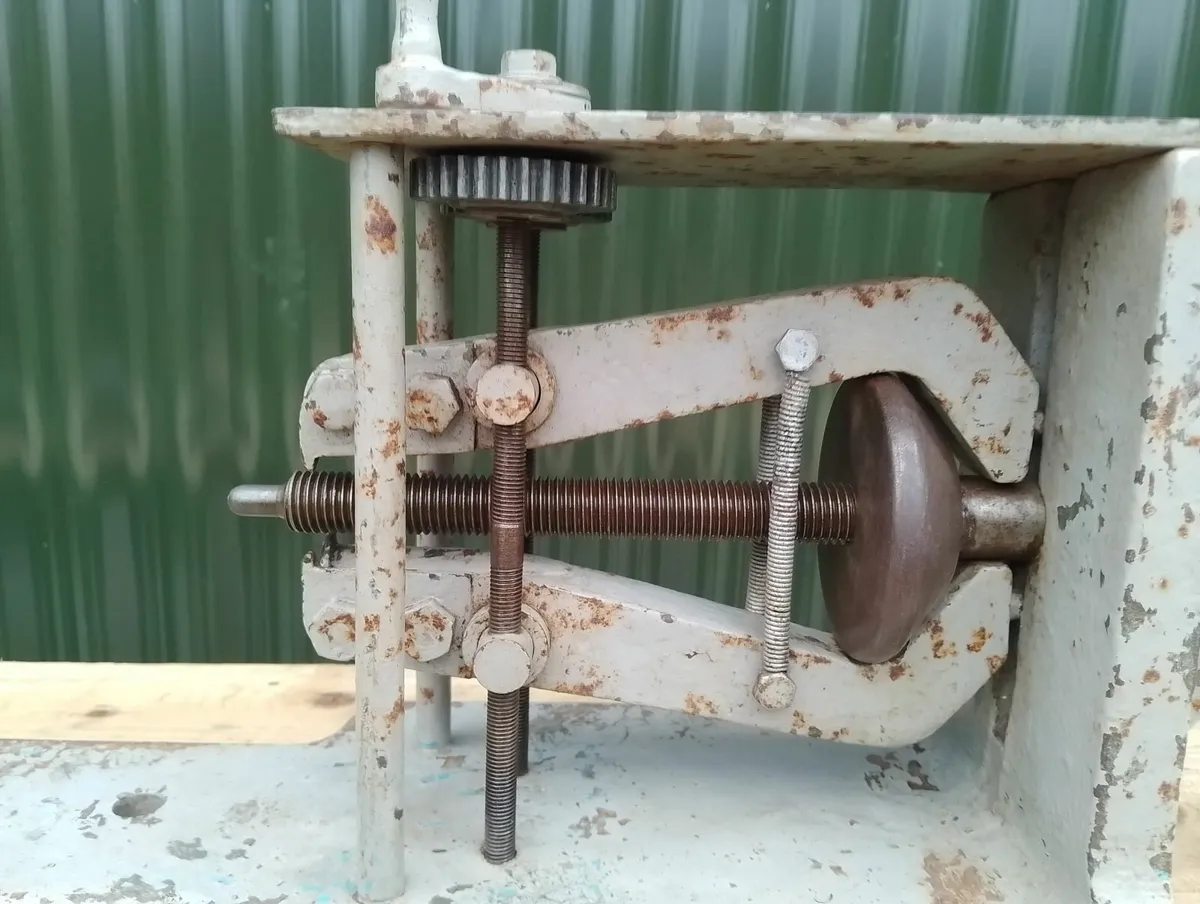 Pullers - Image 2