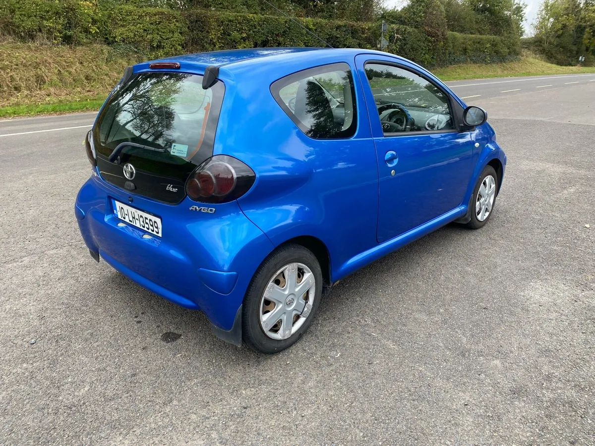 10 TOYOTA AYGO 1.0 BLUE NEW NCT 09-26 V CLEAN - Image 4