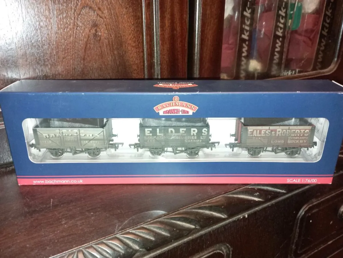 BACHMANN - SET  ROLLING STOCK LOCOMOTIVE WAGONS. - Image 1