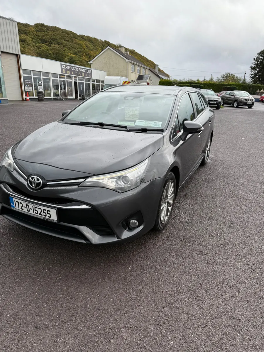 Toyota Avensis 2017 - Image 3