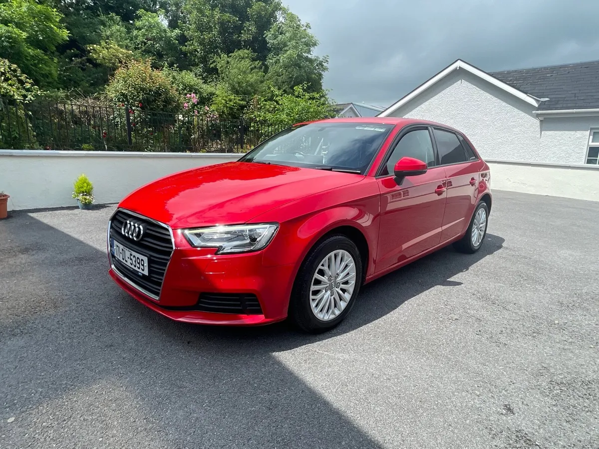Audi A3 2017 - Image 2
