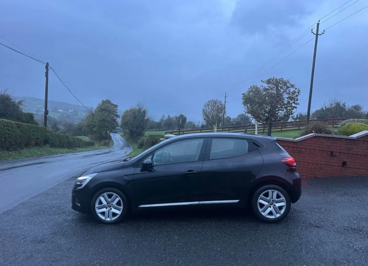 2020 Renault Clio. - Image 3