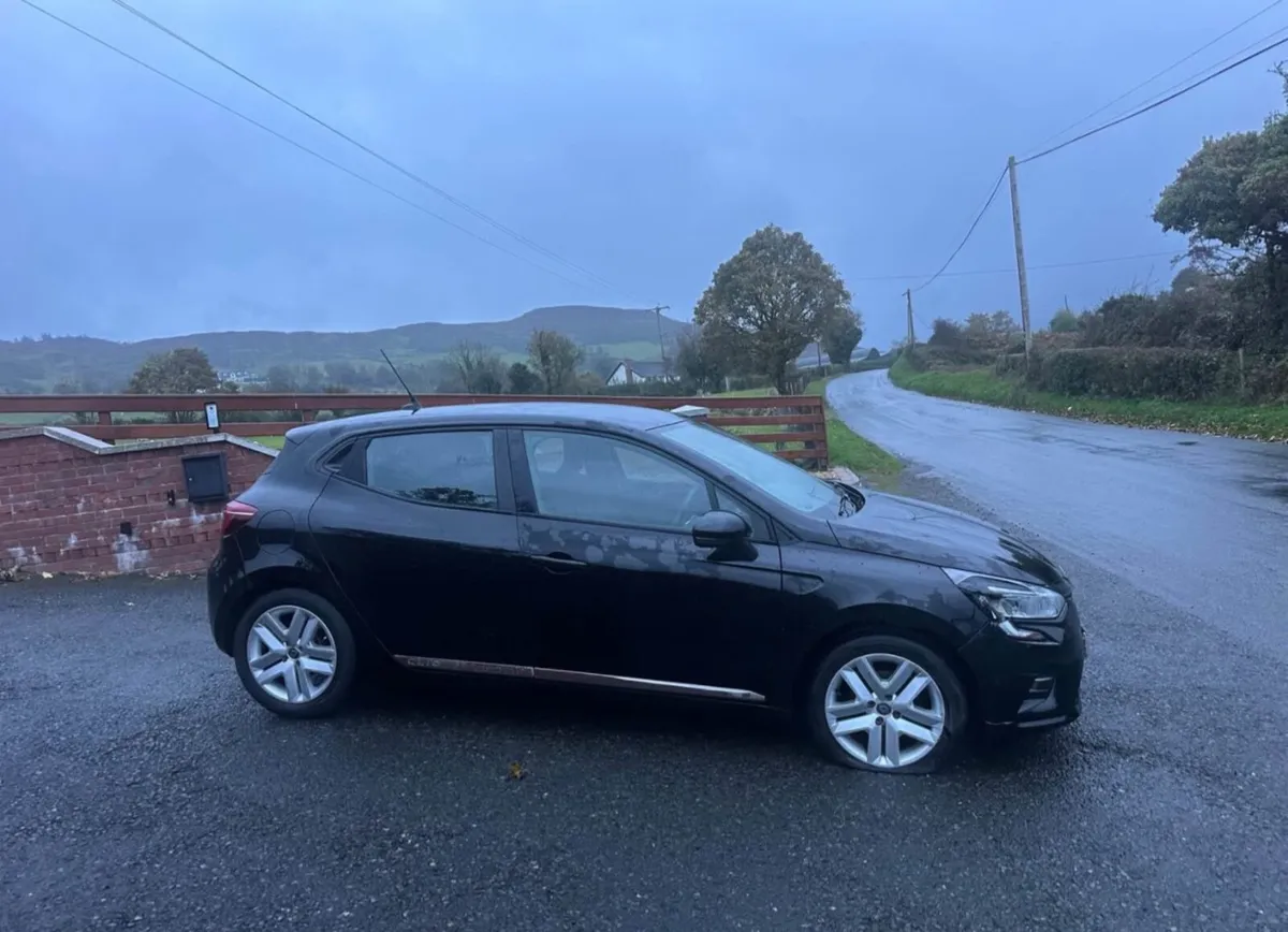 2020 Renault Clio. - Image 4