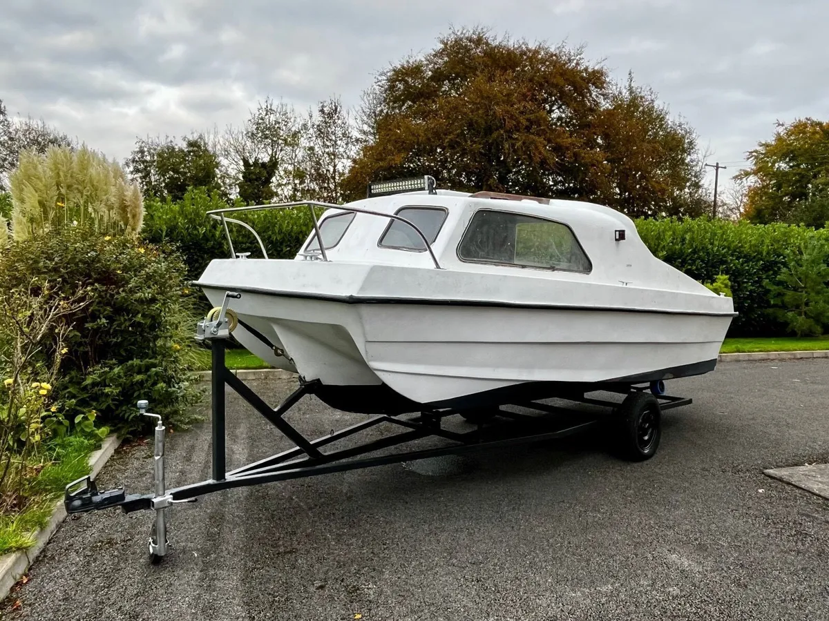 Boat for sale - Image 1