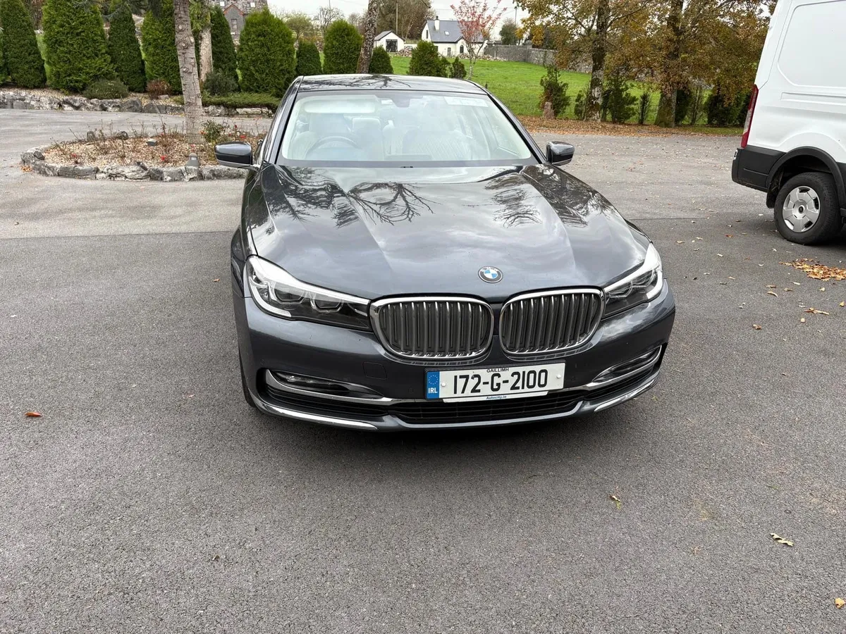 BMW 7-Series 2017 - Image 1