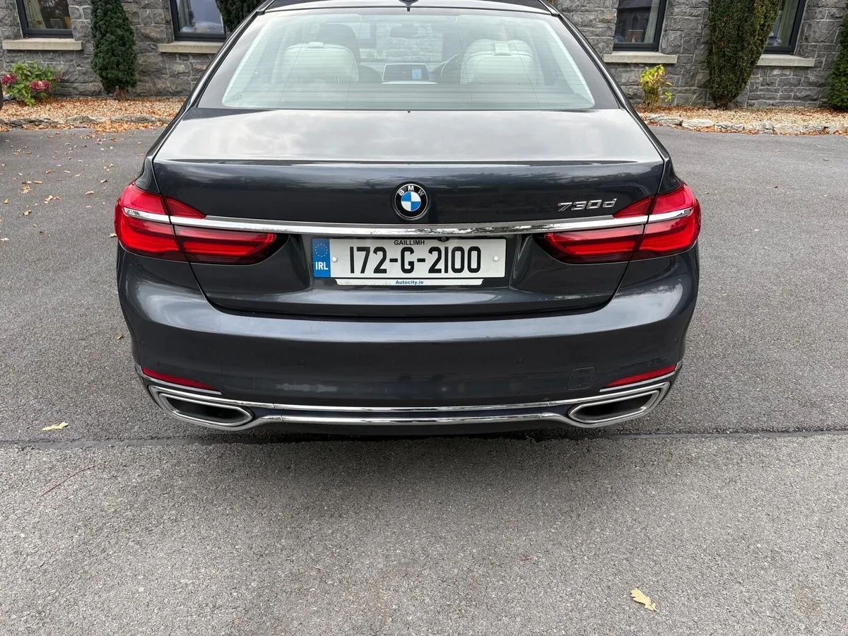 BMW 7-Series 2017 - Image 4