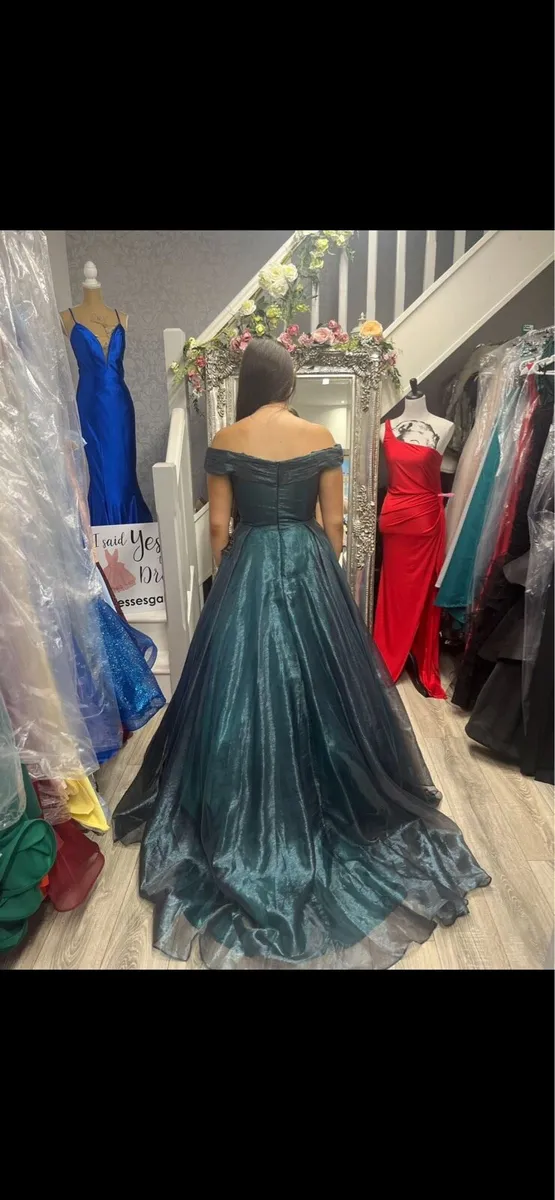 Prom dress size 8/10 - Image 2