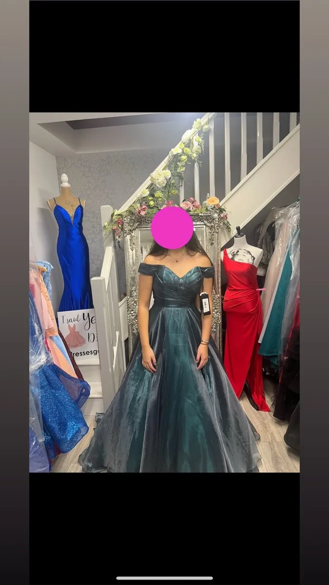 Prom dress size 8/10 - Image 4