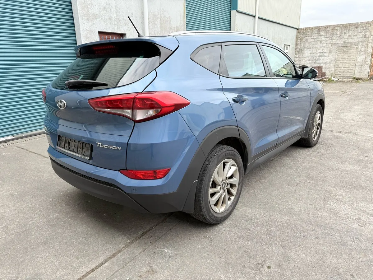 2016 Hyundai Tucson 1.7d man DRIVE HOME - Image 4