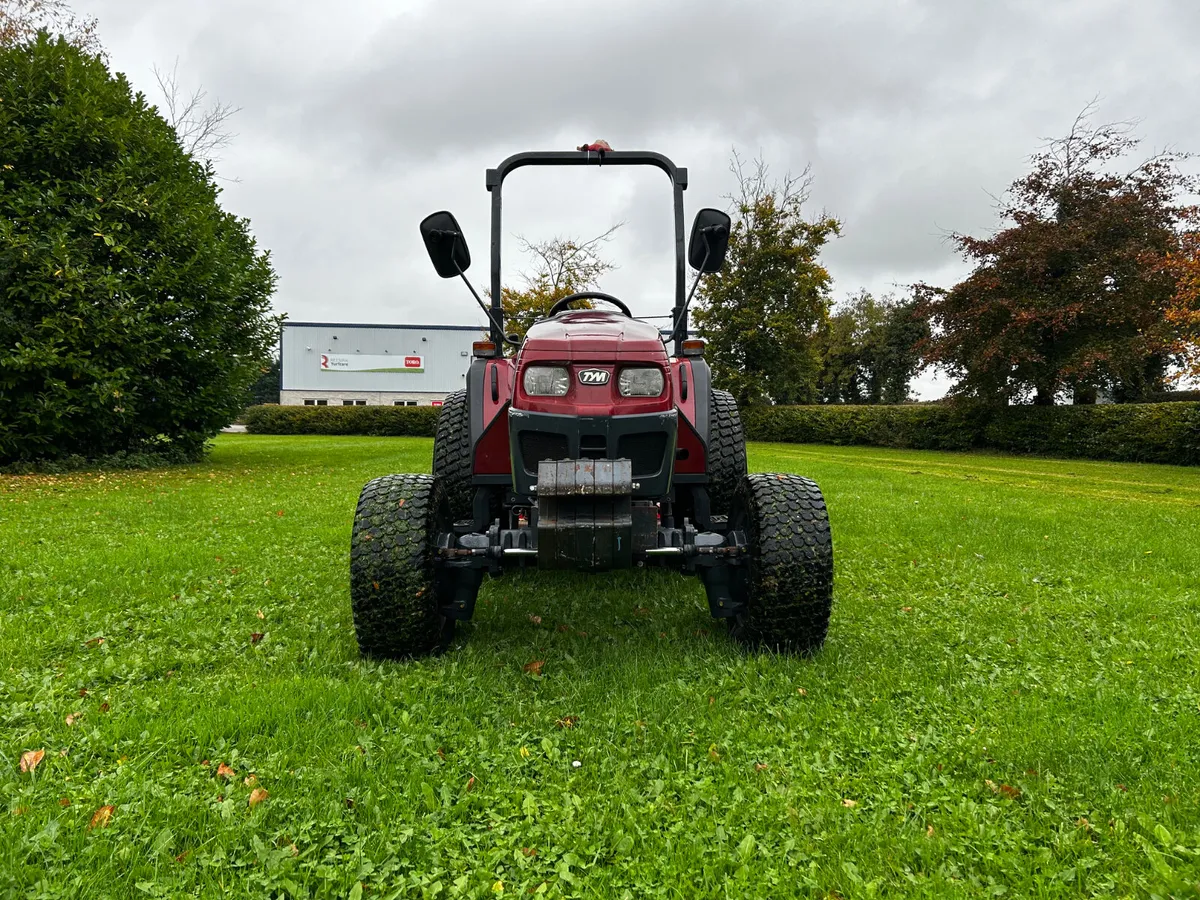 Tractor - Image 4