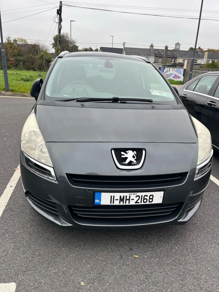 Automatic Peugeot car