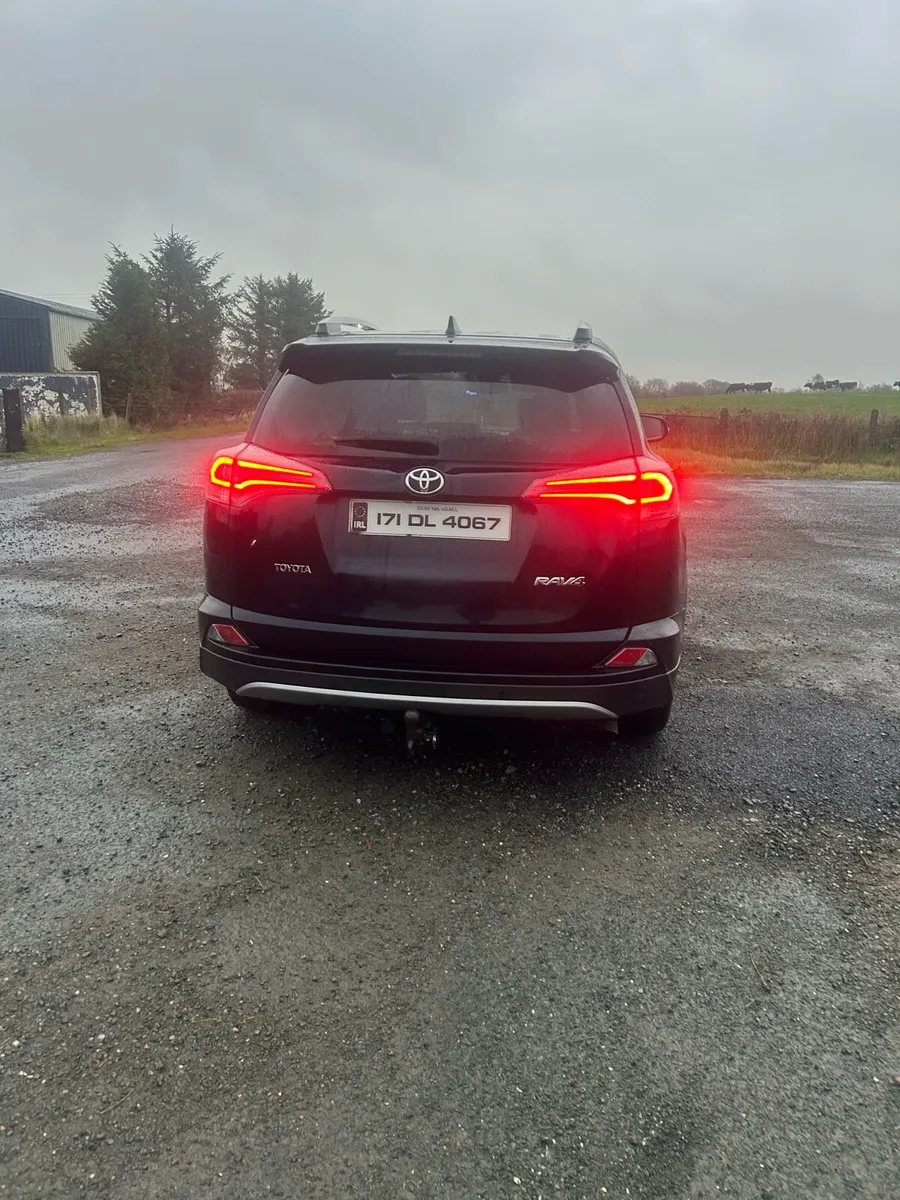 Toyota RAV4 TSS Icon - Image 3