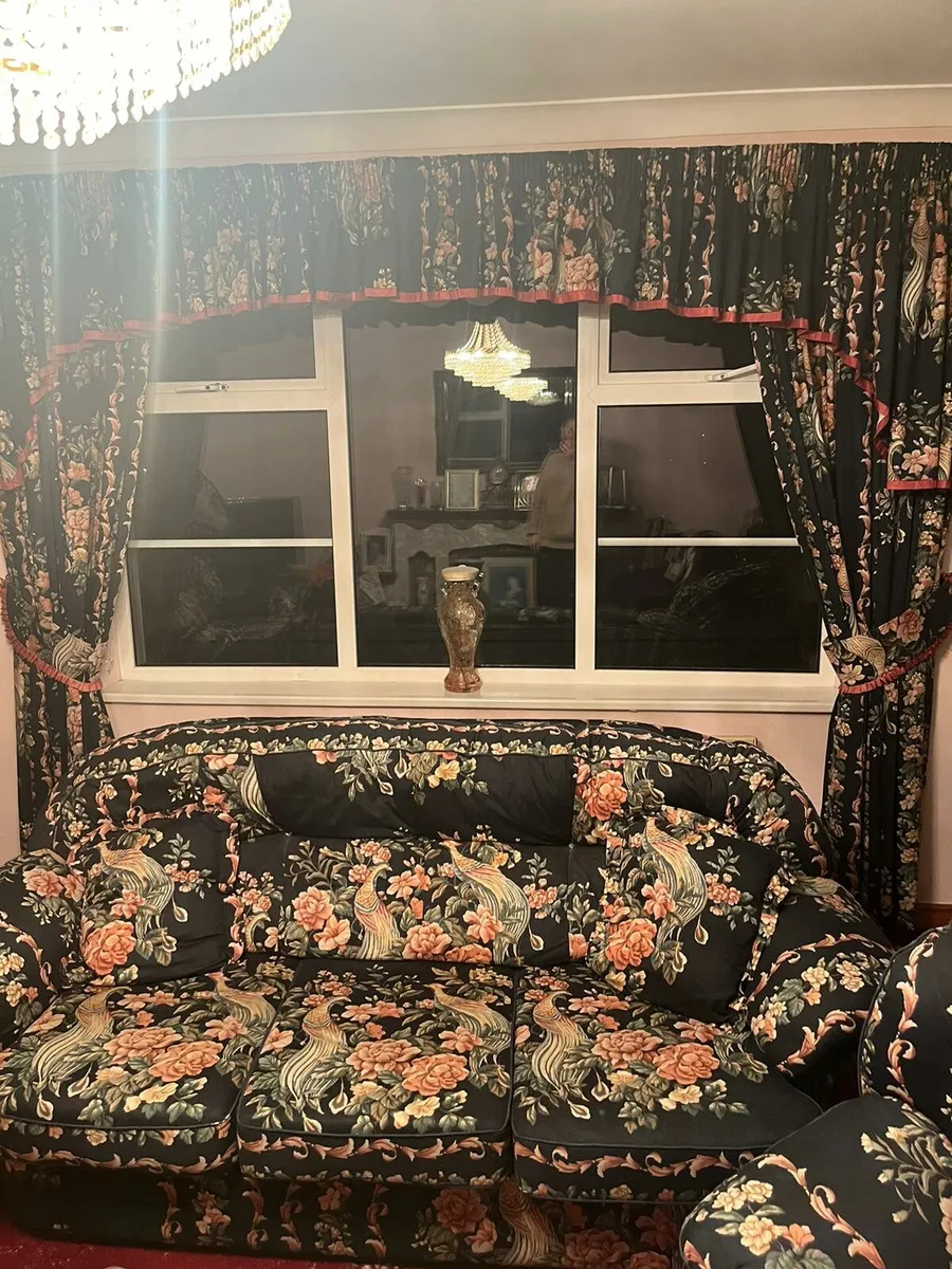 Curtains & 3-2-1 suite for sale - Image 1