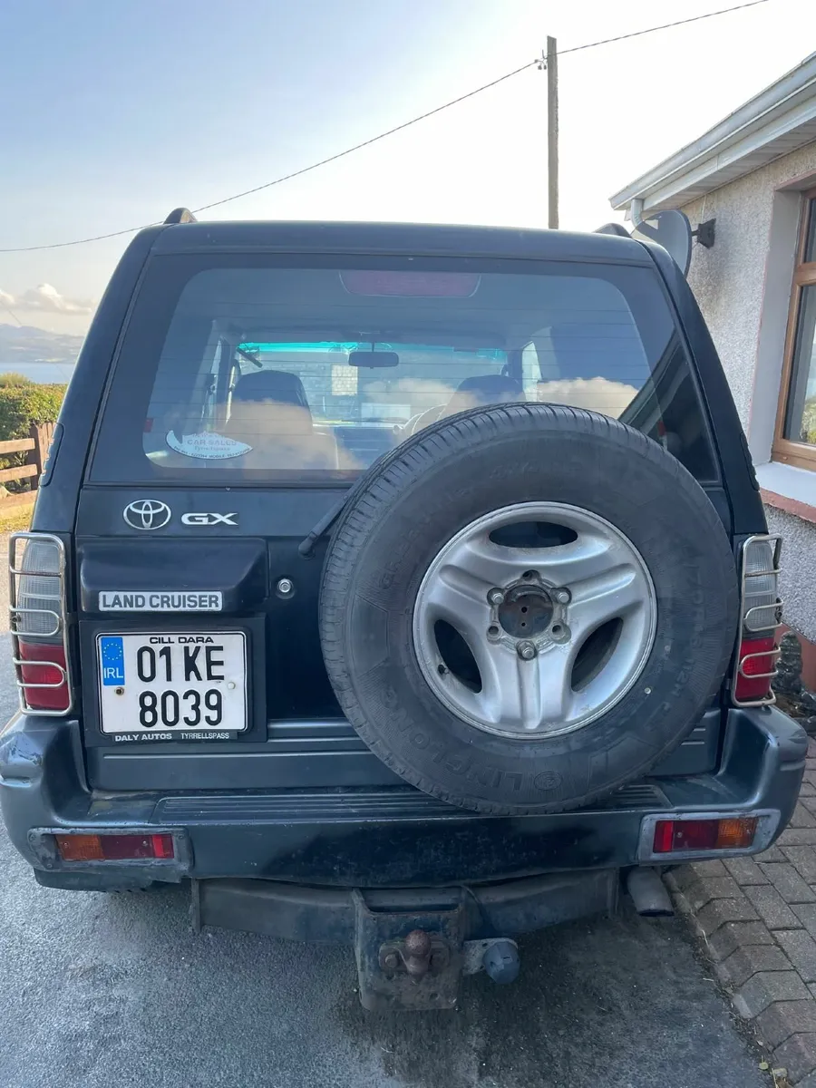Toyota Land Cruiser 2001 - Image 4