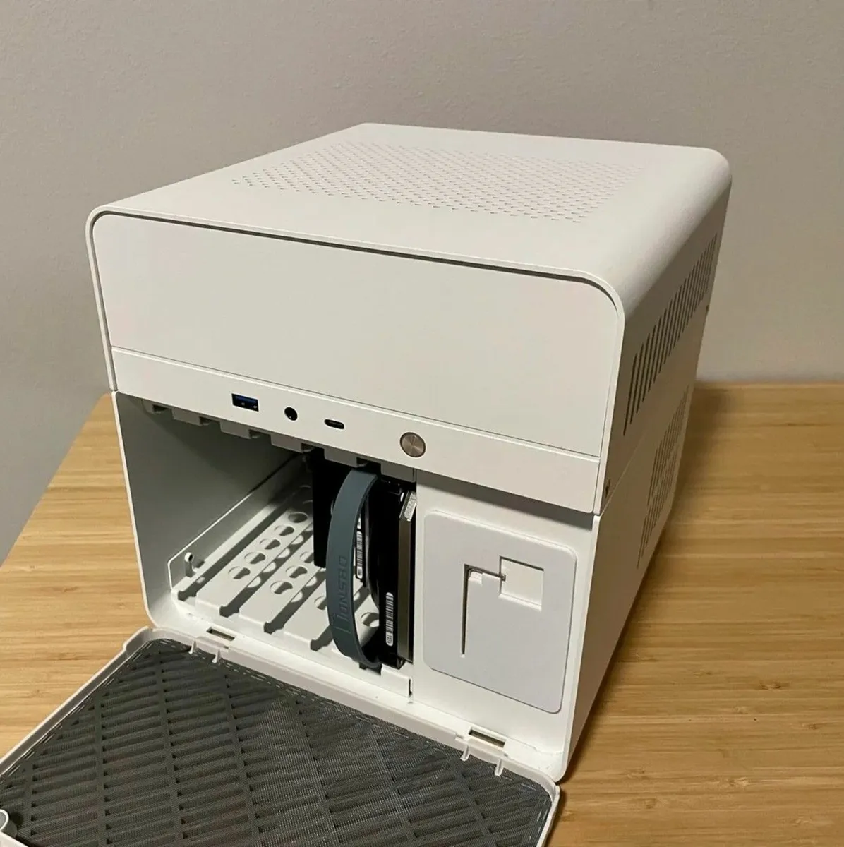 Jonsbo N2 NAS Build - Image 3
