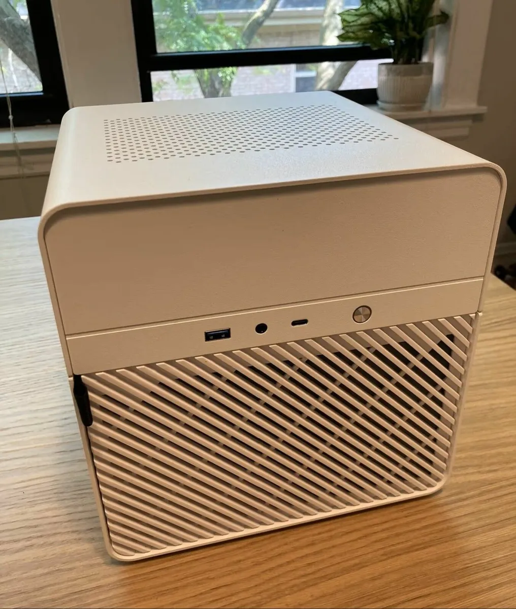 Jonsbo N2 NAS Build - Image 1