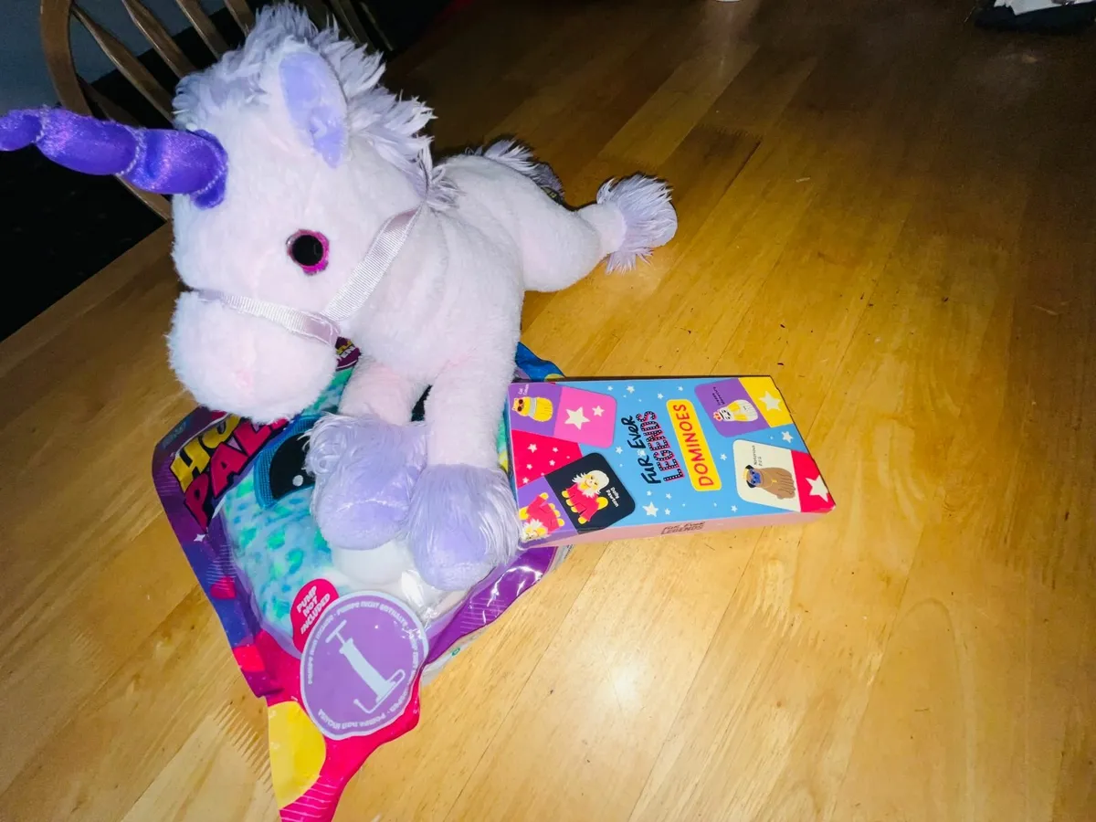 Toys - Image 4