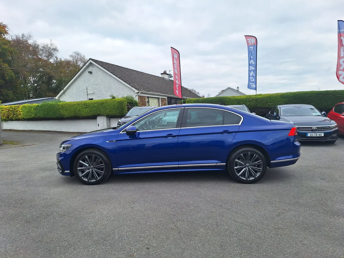 Volkswagen Passat R-Line DSG *Top Spec/Leather - Image 4