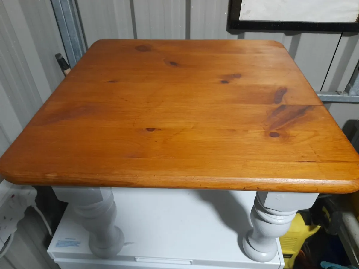 Coffee table - Image 1