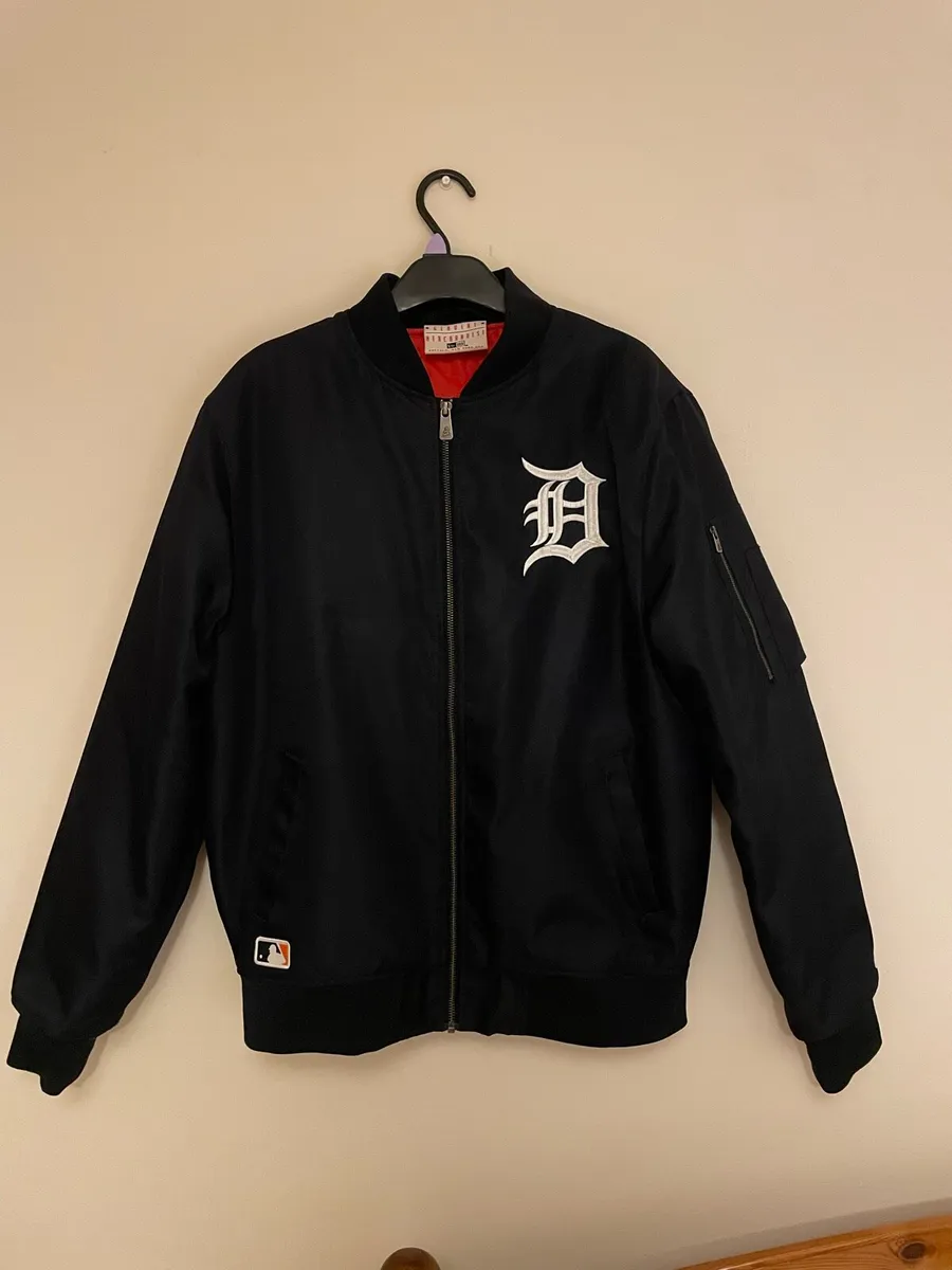 Detroit Tigers New Era jacket - Image 1