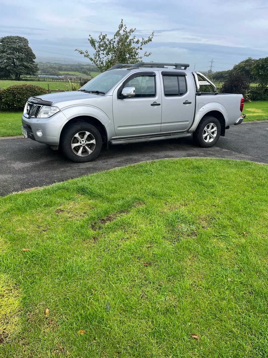 2015 Nissian navara - Image 2