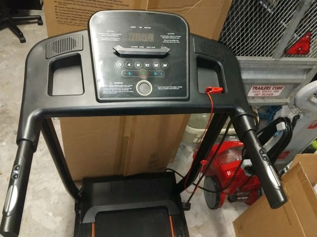 Treadmill - Image 4
